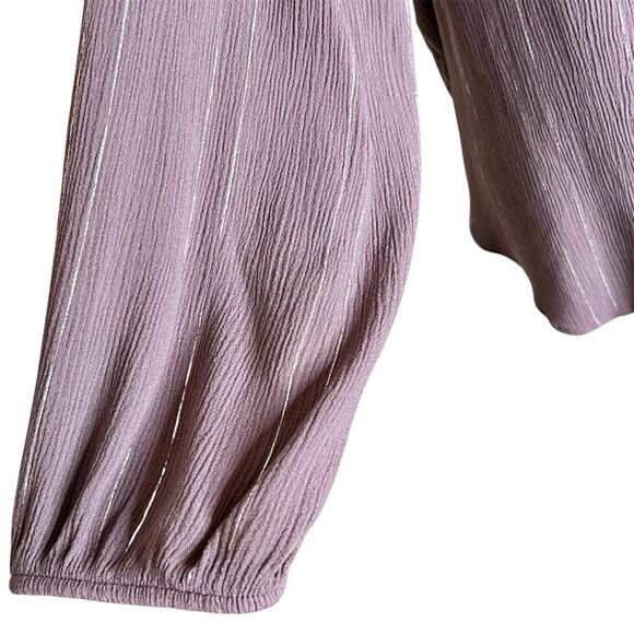 Torrid Peasant Top Sz 3 Mauve With Buttons Tie At Neck Long Sleeves Gold Thread - Picture 3 of 8